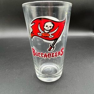 Tampa Bay buccaneers 1 pint glass